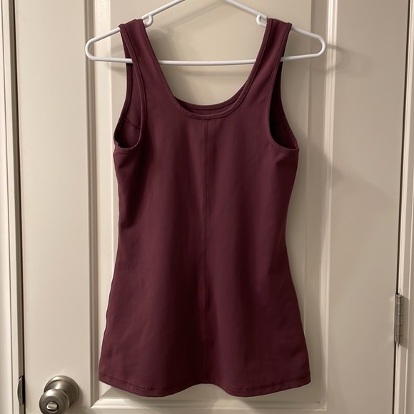 Gymshark Dreamy Vest Tank Winter Berry Size Small - Picture 4 of 4